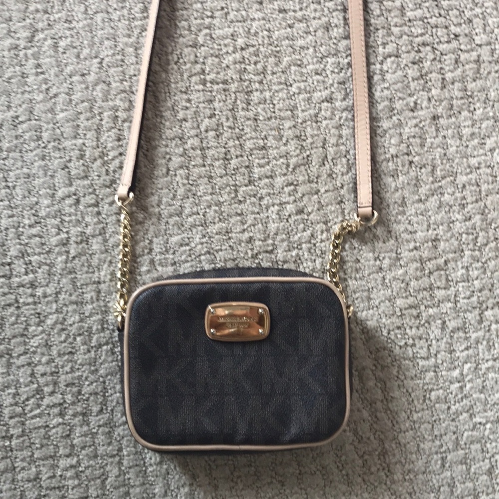 Michael Kors mini cross body purse